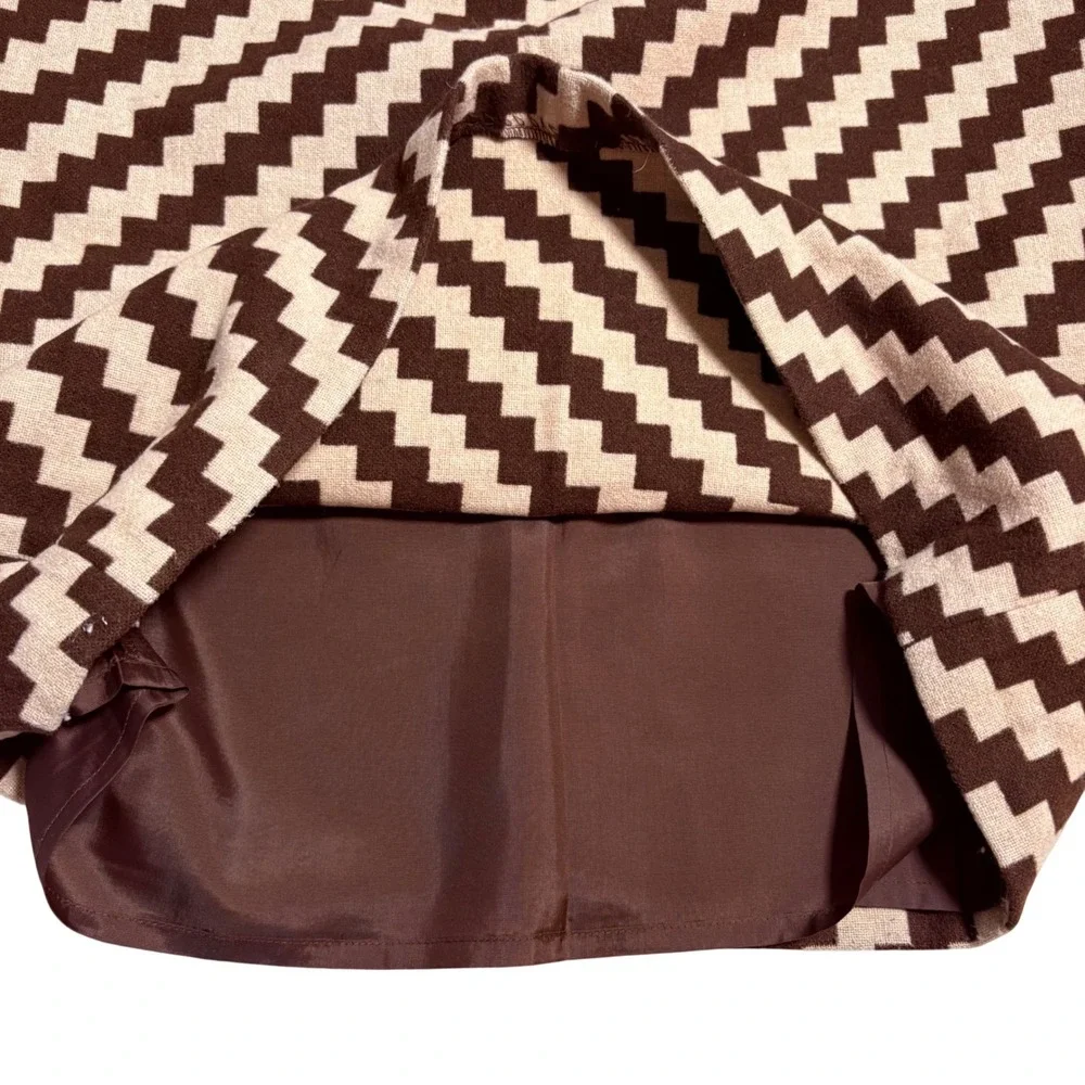 J. Crew Women's‎ Wool Blend Zigzag A-Line Skirt Size 4 Brown Beige Knee Length